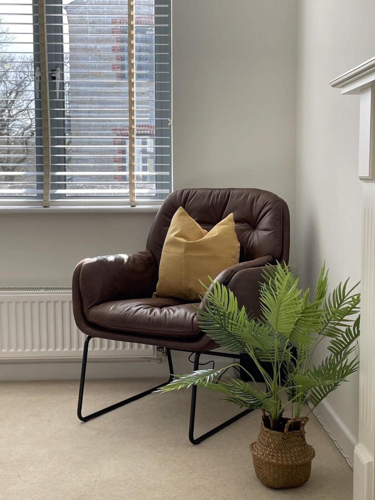 Comfortable W Private Parking Charlestown Holiday home